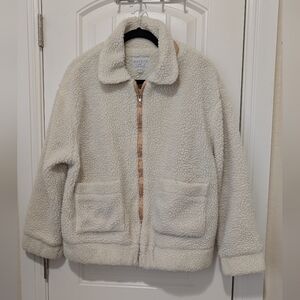 Hayden LA White Sherpa Jacket W Gold Trim S/M